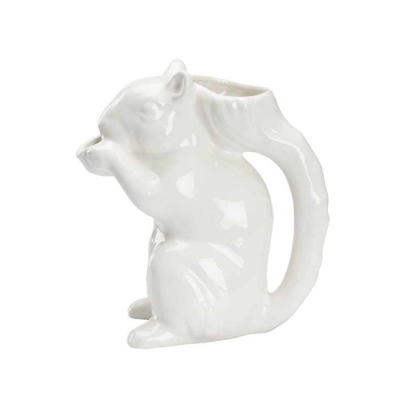 Squirrel Pitcher