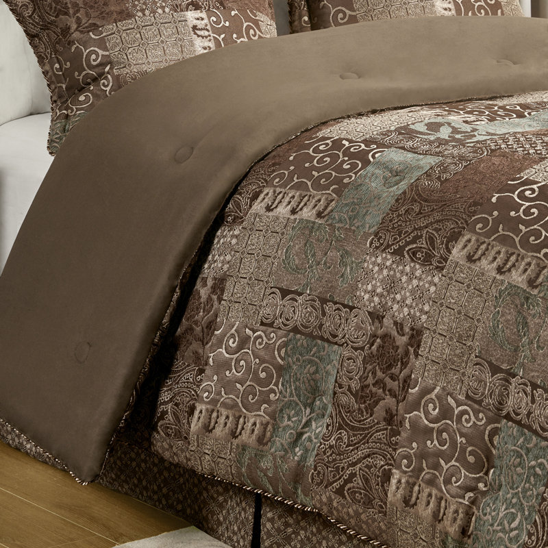 Premium Red Bedding Set, Polyester Comfort, Cal King For Home