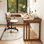 Bureau en bois massif en L de couleur noyer clair avec 3 tiroirs