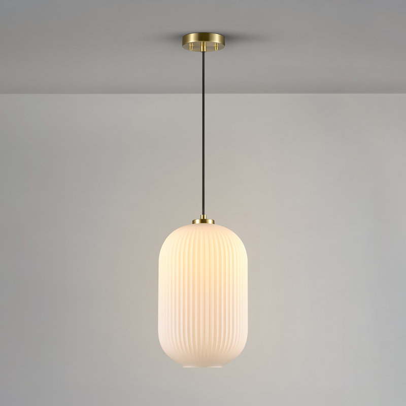 Luminaire suspendu 1 lumière avec abat-jour en verre opale nervuré, Laiton mat