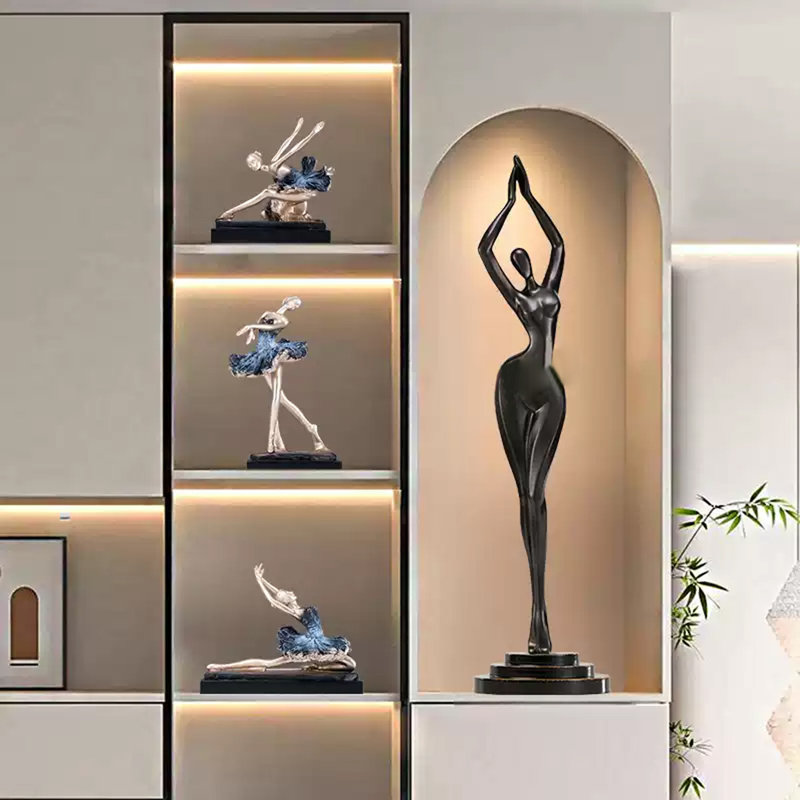 Sculpture Minimalist, Noir, H 27,17 po x l 6,69 po x P 5,31 po 