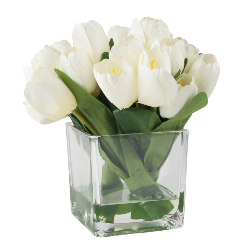 Arrangement floral de tulipes dans un vase - 24 fleurs artificielles crème avec des feuilles dans un bol carré en verre transparent décoratif et de l'eau artificielle pour la décoration