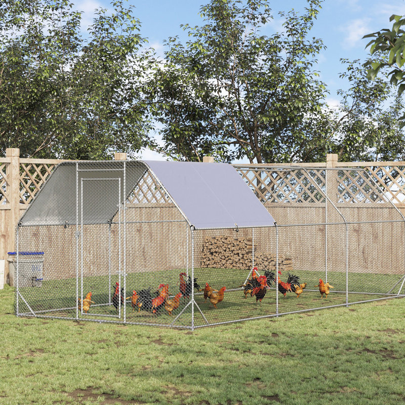 Poulailler en métal avec couvercle imperméable, pour 15 à 18 poulets, lapins, canards, 18,7 pi x 9,2 pi x 6,4 pi, système de verrouillage sécuritaire, toit ombragé, aire de jeu et imperméable, spacieux pour plusieurs animaux de compagnie ,