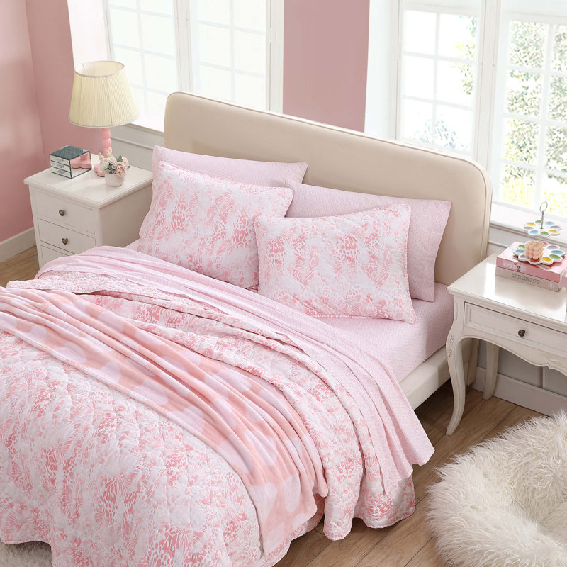 Twin Pink Reversible Microfiber Quilt Set with Butterfly Design