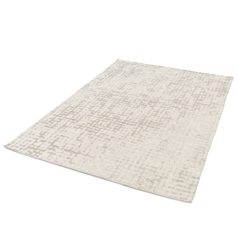 Soft and supple rug in recycled polyester and jute