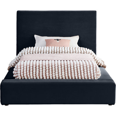 Ishia Velvet Upholstered Bed