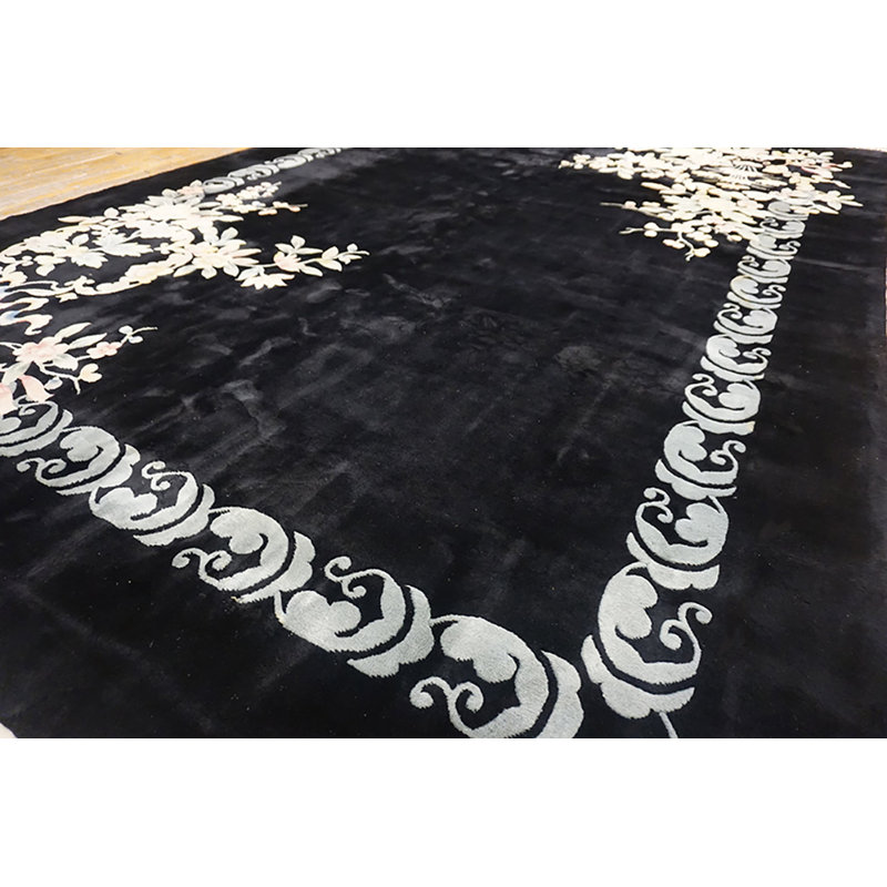 Antique Black Color Minimalist Open Field Chinese Art Deco Rug