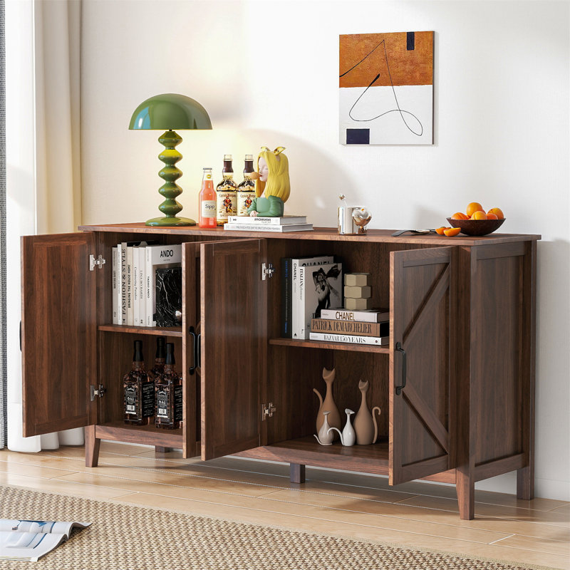 Armoire avec 4 portes et 4 tablettes ouvertes