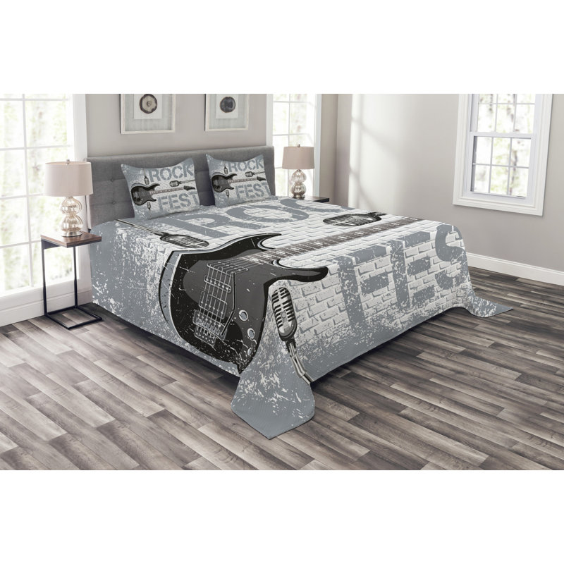 Fuqua No Pattern Bedspread with Pillow Shams, 220 x 264 cm
