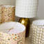 Abat-jour floral en forme de bouton d'or-108685754-112864915