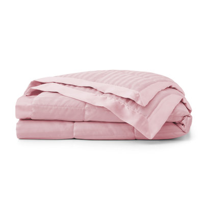 Lightweight duvet with Satin Trim