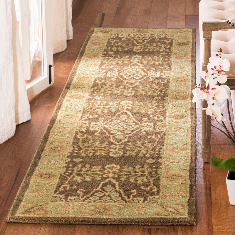 Molter Bergama Hand Tufted Wool Oriental Rug, Runner 2'3" x 8'