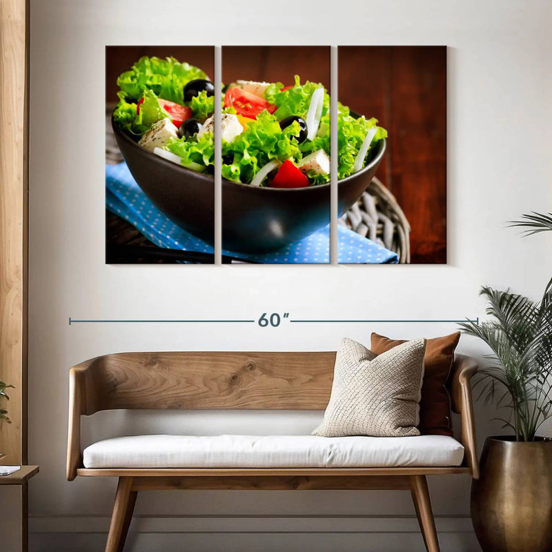 Salade grecque, H 32 po x l 50 po