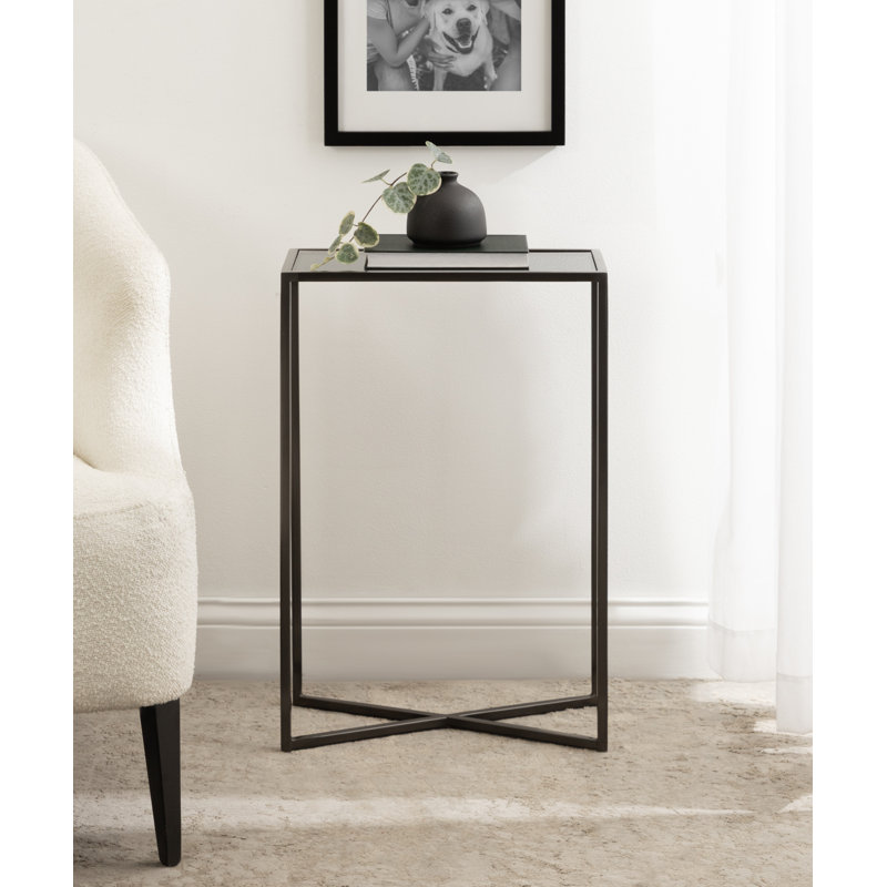 Table d'appoint Everly Quinn Jaspur, Marbre noir / noir