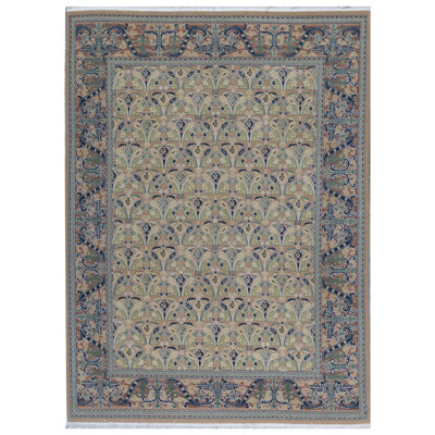 Wool Oriental Area Rug in Beige/Dark Blue