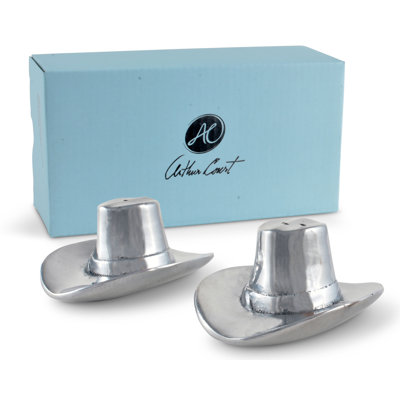 Western Salt And Pepper Shaker Set
