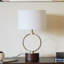 Lampe de table de chambre à coucher Nordic Home Creative Lampe de table de bureau en métal, lampe de table circulaire en métal 110V