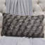 Housses de coussin en fausse fourrure-126135135-126135137