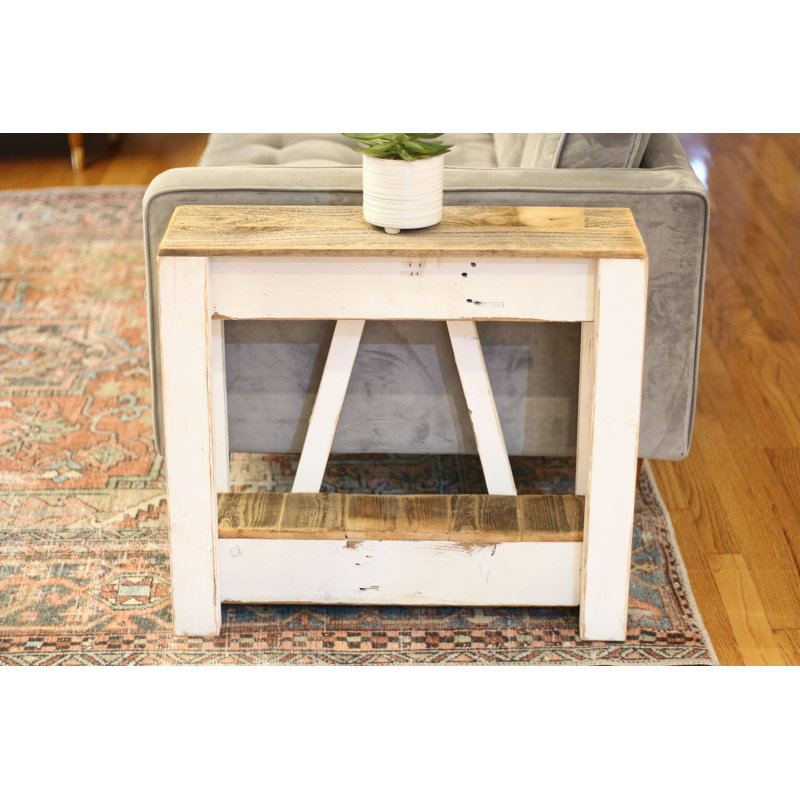 Table de bout en bois massif Alsie