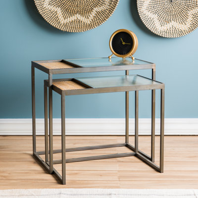 Table d'appoint (ensemble de 2) Fer / bambou / verre 21,75 po x l 13,75 po x H 18,75 po, l 23,5 po x l 22 po x H 15 po