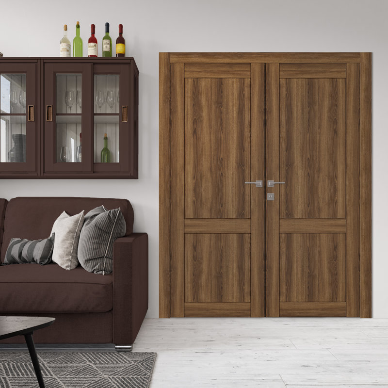 Porte standard à panneaux en bois préfinie, Noyer, 17,75 po x 83,23 po