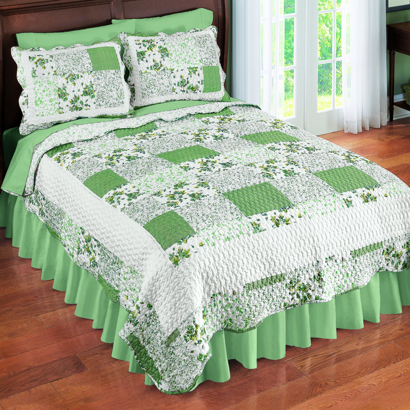 Polyester Geometric Shapes Quilt, Twin Quilt