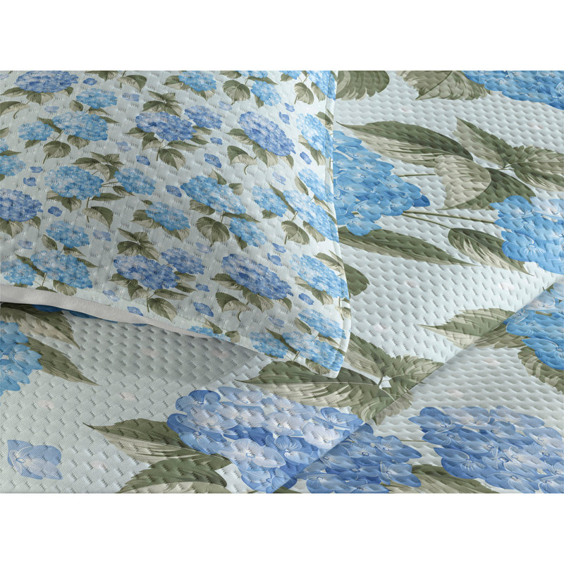 Farmhouse / Country Polyester Floral Coverlet, King Bedspread + 2 Shams, Blue
