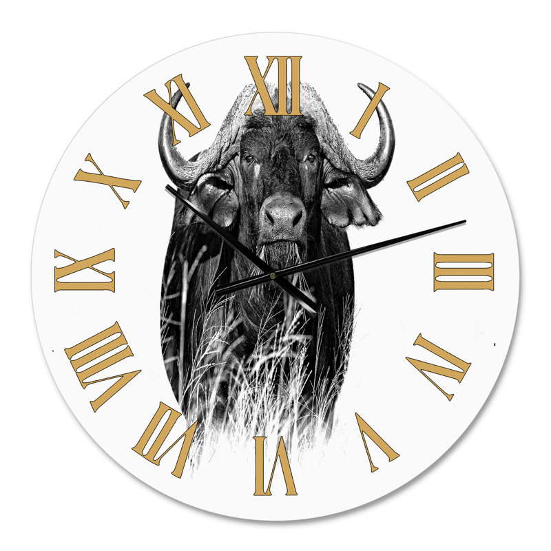 Portrait monochrome de Buffalo IV - Horloge murale de ferme, Moyen