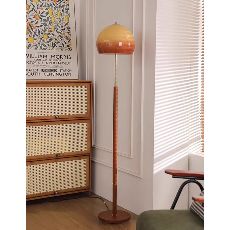 Retro Gradient Mushroom Shade Wood Floor Lamp