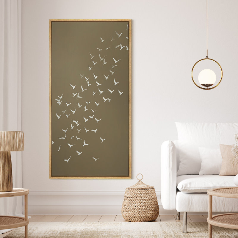 Motif diagonal de papillons blancs minimalistes sur fond vert olive, Naturel, H 60 po x l 30 po x P 1,5 po
