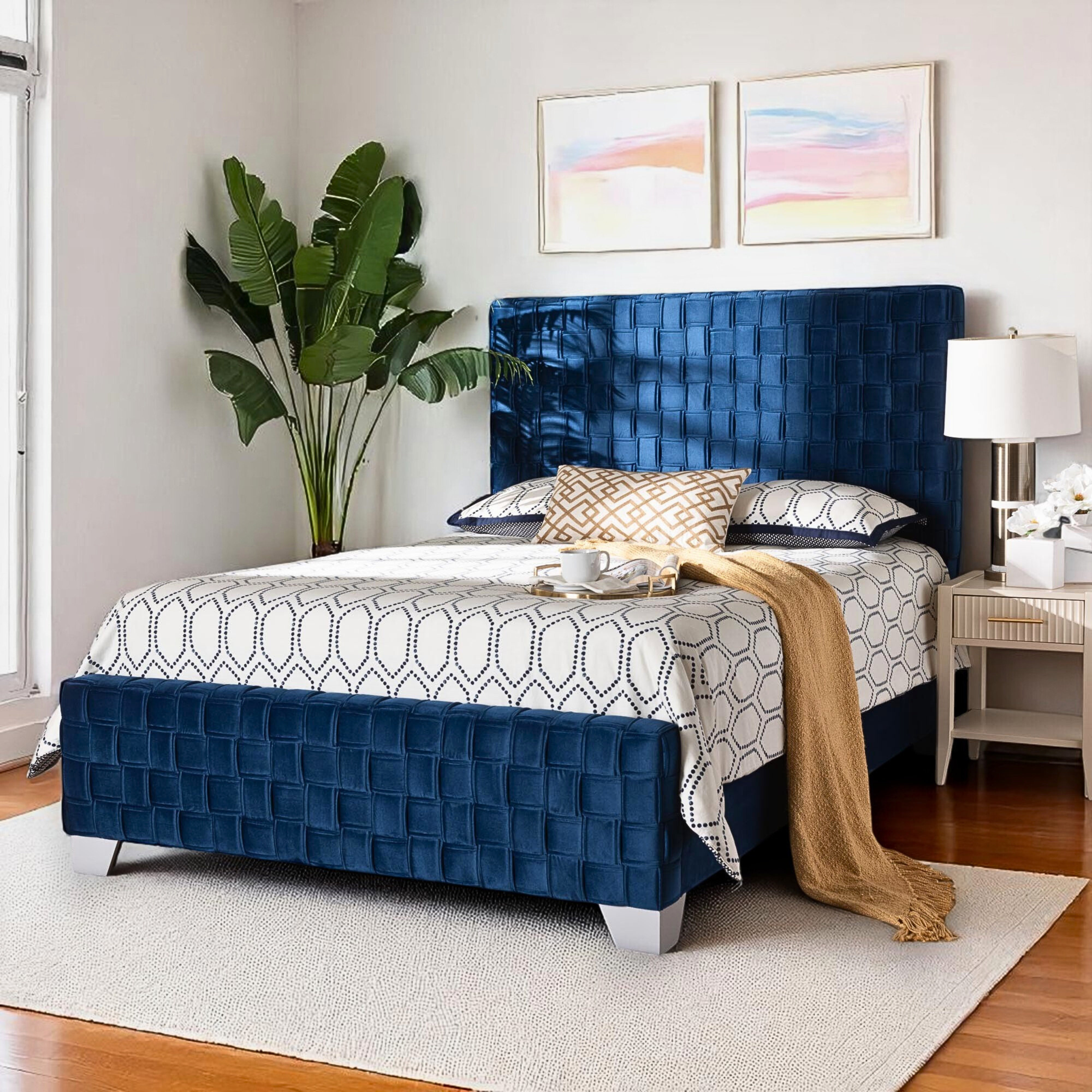 OSCAR NAVY BLUE QUEEN BED NO WOOD TRIM main image 0