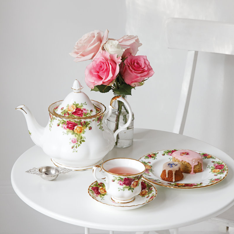 Royal Albert Old Country Roses 1.31-qt. Teapot
