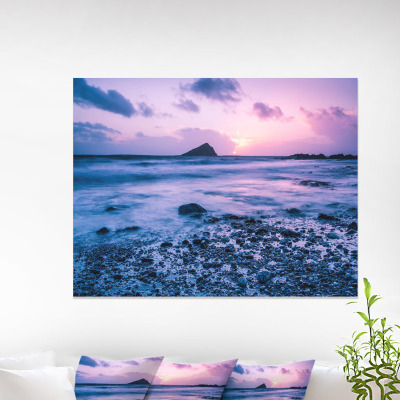 « slow motion ondulations on rocky beach », impression, H 30 po x l 40 po x P 1,5 po, Toile tendue