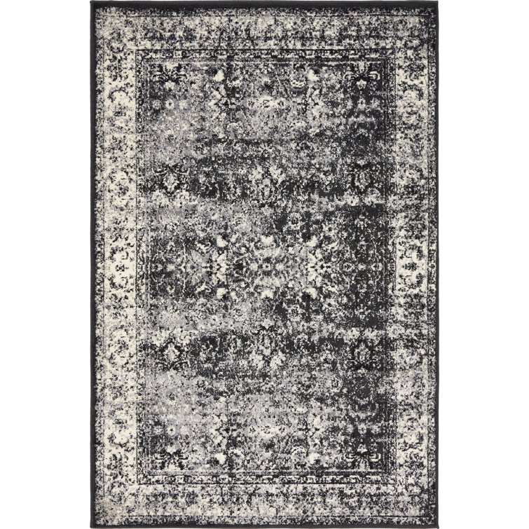 Yareli Oriental Indoor Rug