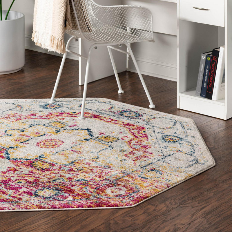 Hagberg Oriental Indoor Rug, Octagon 5'3" x 5'3"