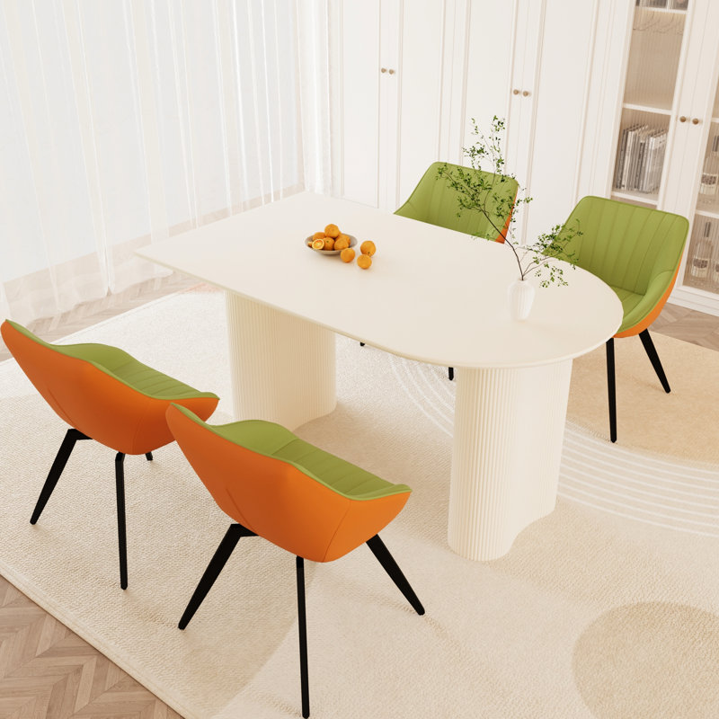 Table de salle à manger moderne de 63 po de couleur crème avec 4 chaises de bureau ergonomiques en PU