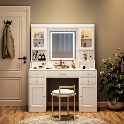 Table de coiffeuse avec grand miroir, 6 tiroirs, 4 casiers et tablette pour le décor de la chambre American - Design blanc extérieur, miroir 3 lumières chaudes