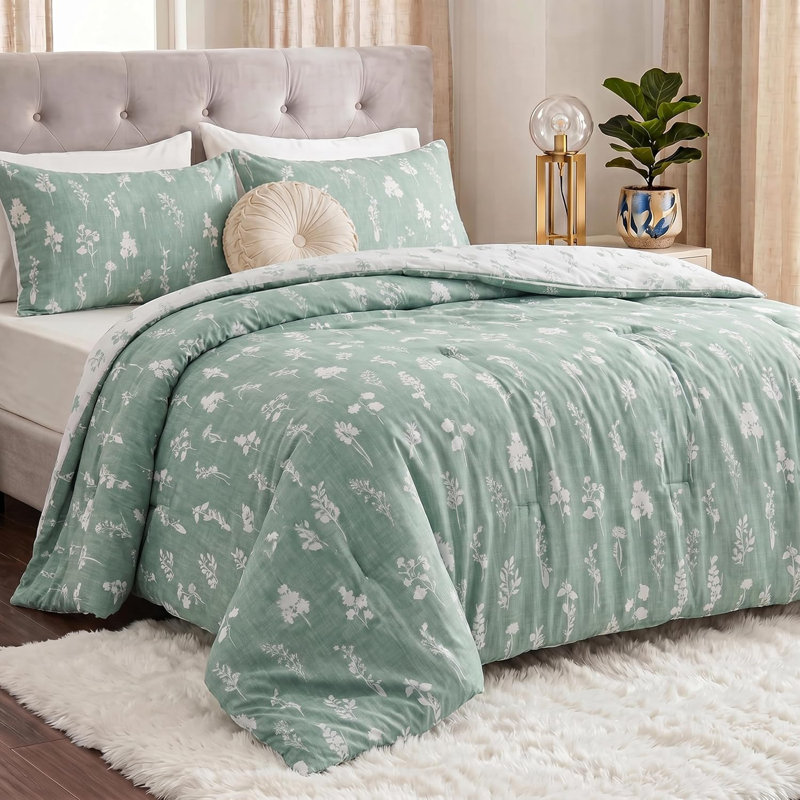 Utopia Bedding Queen Comforter Set Meadow Mist, Floral Comforters Queen Size, 3 Piece Lightweight All Season Down Alternative Bedding Set with 1 Comforter (88 x 88 in) and 2 Pillow Shams (20 x 26 in)