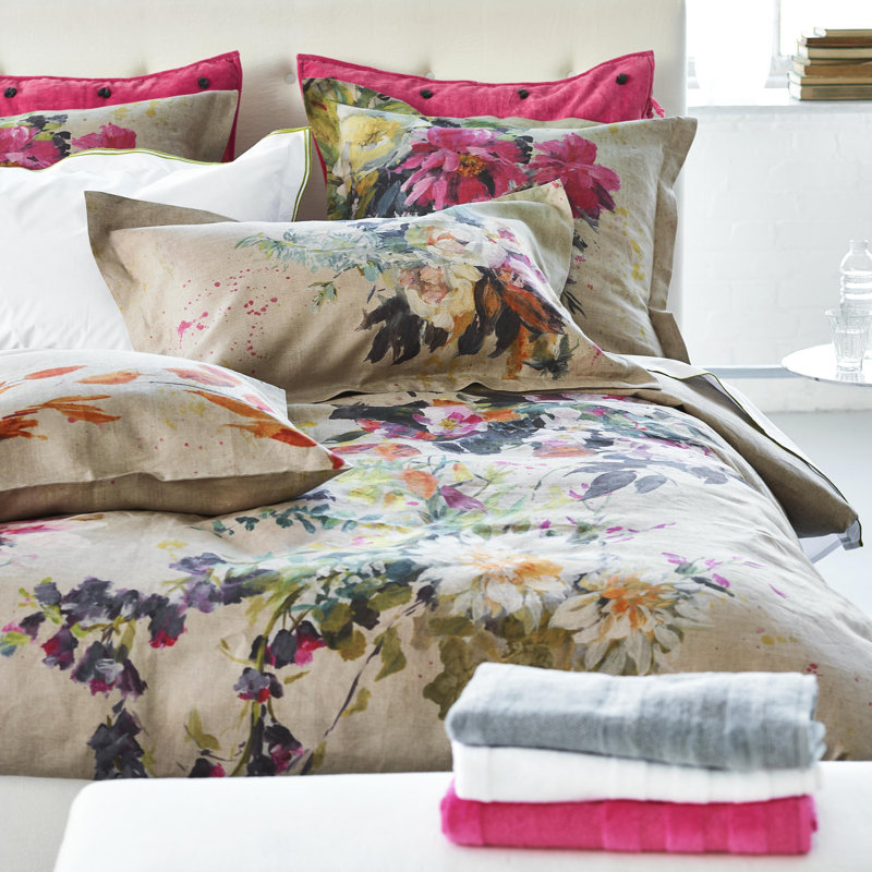 Aubriet Fuchsia Sham, Standard