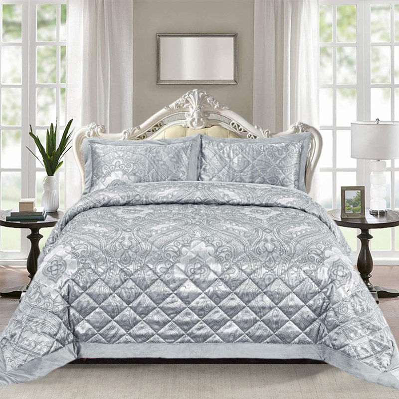 Cimarr No Pattern Bedspread, W250 x L250cm, Silver