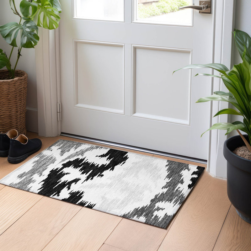 Premium Machine Washable Lisse Black Rug, Rectangle 1'8" x 2'6"