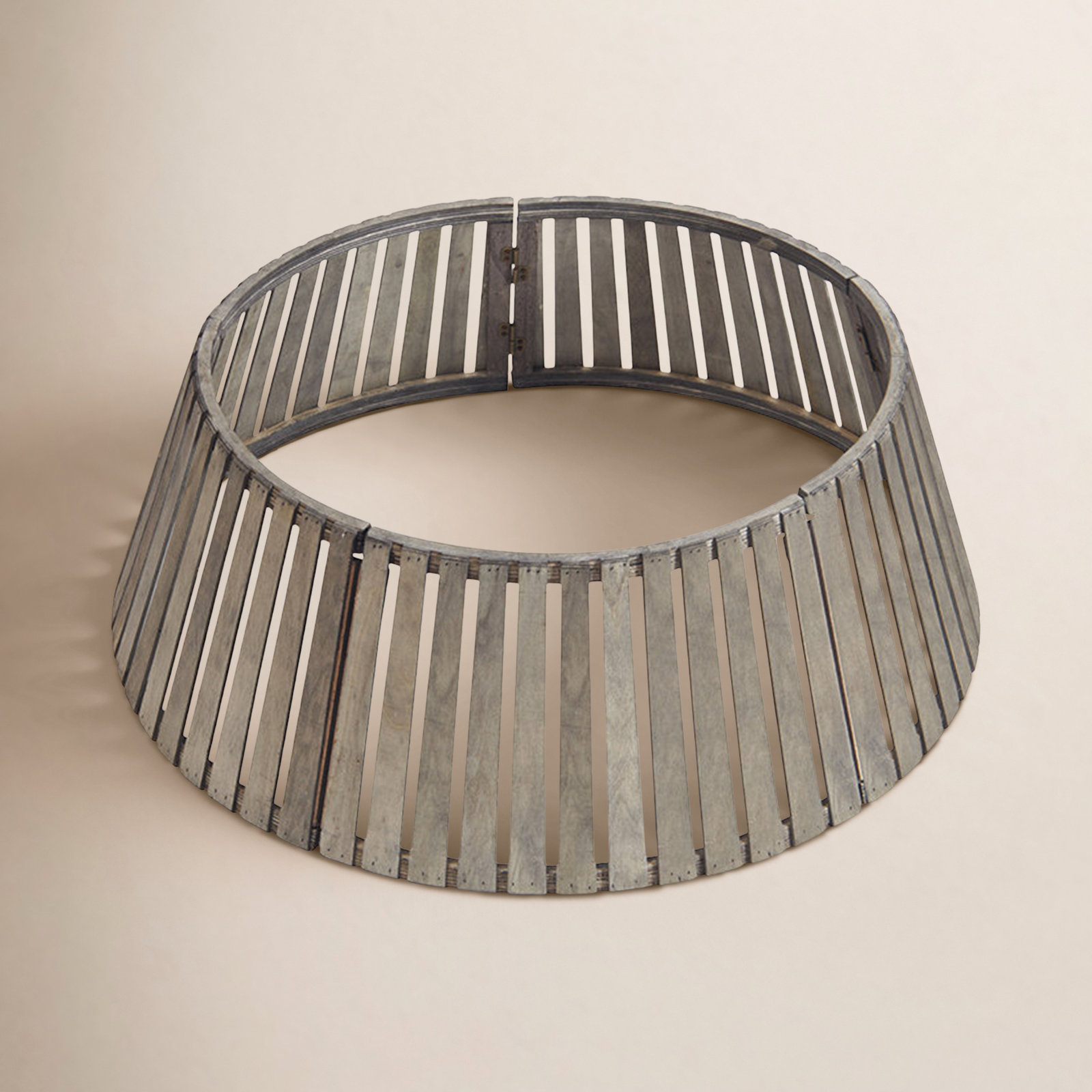 Slated Wood Tree Collar, Natural Smoke, Gray