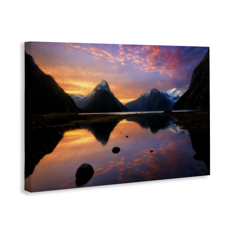 Toile Milford Sound Sunset, conception par Lincoln Harrison, H 16 po x l 24 po