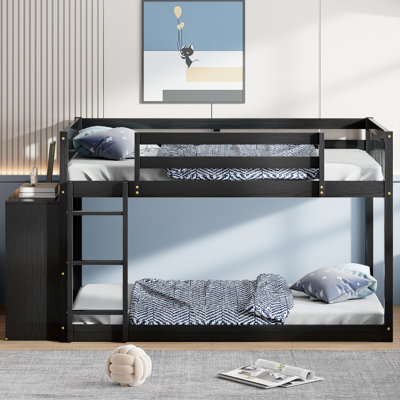 - Lit superposé double au-dessus de couleur avec options de rangement, 4 tiroirs et 3 tablettes, bois massif pour une chambre fonctionnelle et style de tablettes