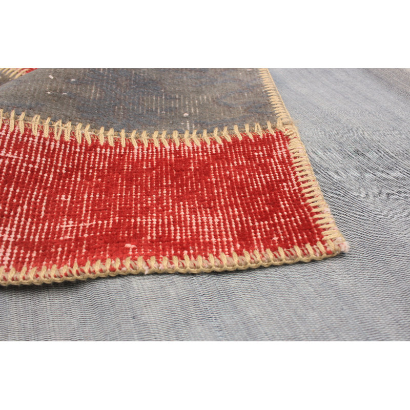 Tapis à main one-of-kind-noué la 2010 kosak rouge foncé/gris 4 pi 3 po x 6 pi. zone en laine 4 po Rone