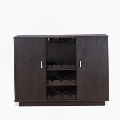Armoire avec porte-bouteilles