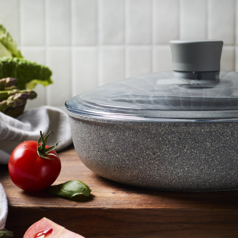 ZWILLING Parma Plus Ceramic 2.6-Qt Aluminum Ceramic Nonstick Sauté Pan + Lid