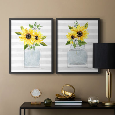 «Sunflower Perfume I», reproduction encadrée de qualité supérieure - prête à être accrochée - aucun clou requis - aucun clou requis
