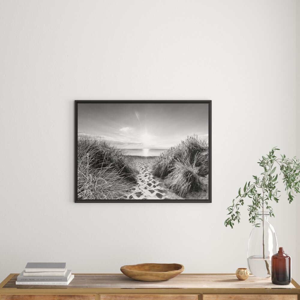 Gerahmtes Wandbild der Weg ins Meer Kunst B&W