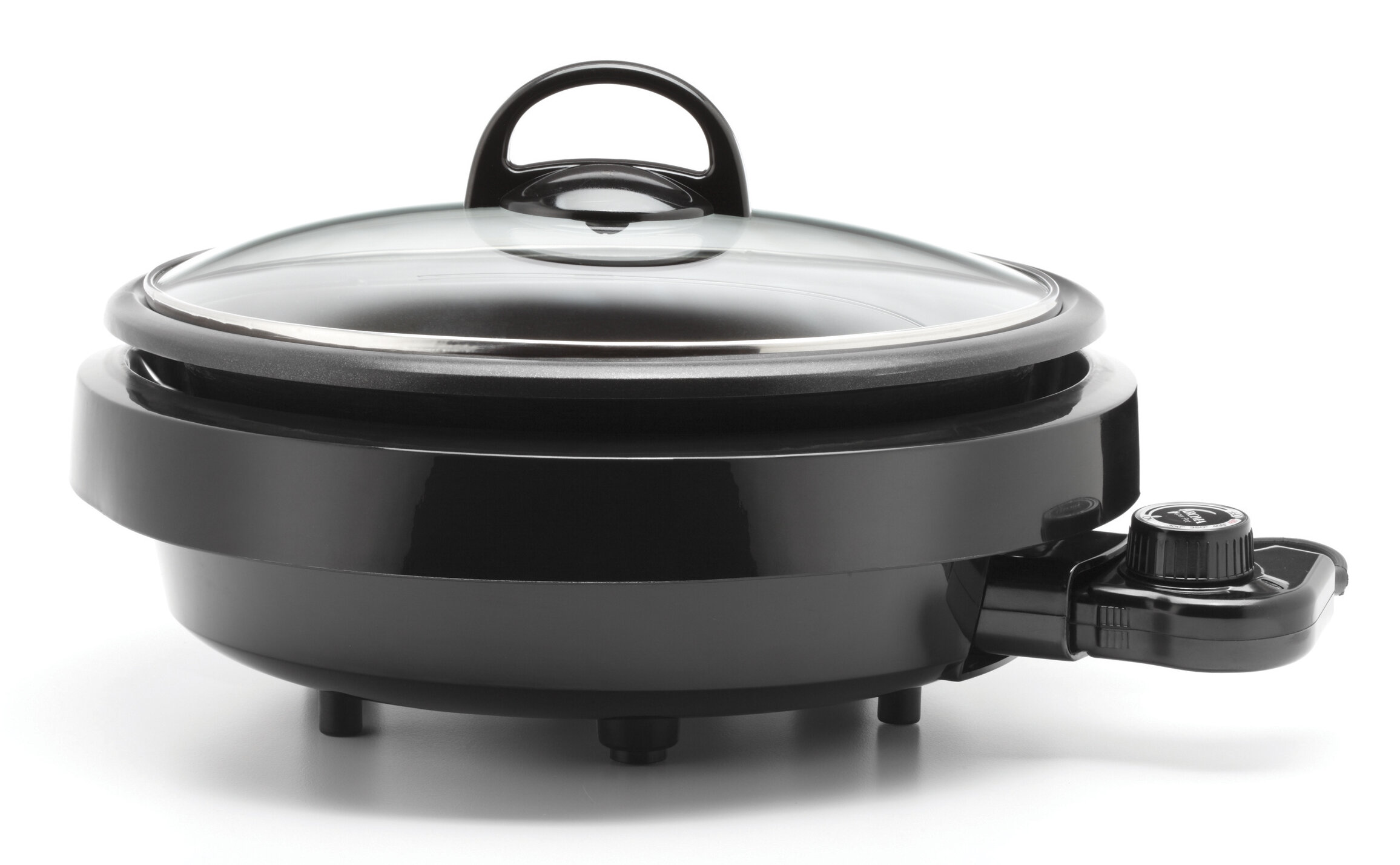 https://assets.wfcdn.com/im/50781770/compr-r85/3028/30280009/aroma-3-quart-3-in-1-electric-grill.jpg